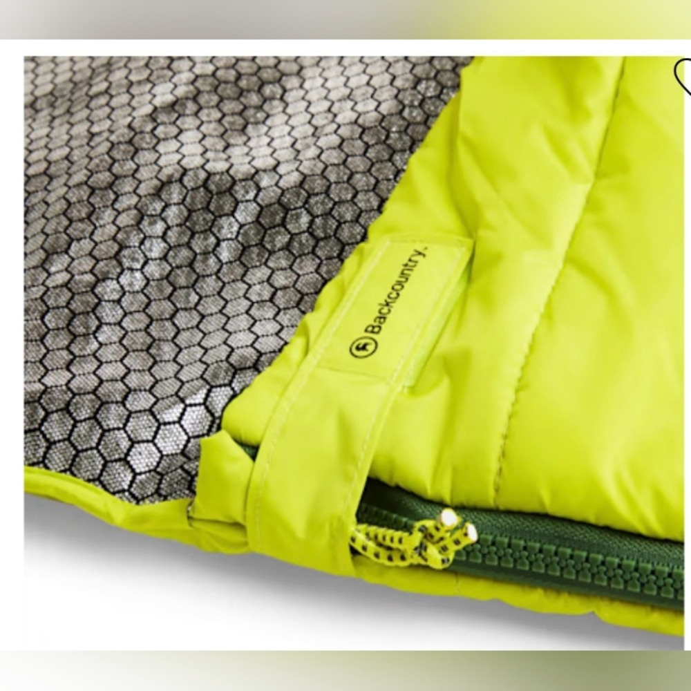 NWT DOG THERMAL SLEEPING BAG BY PETCO SZ S/M 27 L X 38 W inc (68 L X 96 W Cm) - Picture 4 of 10